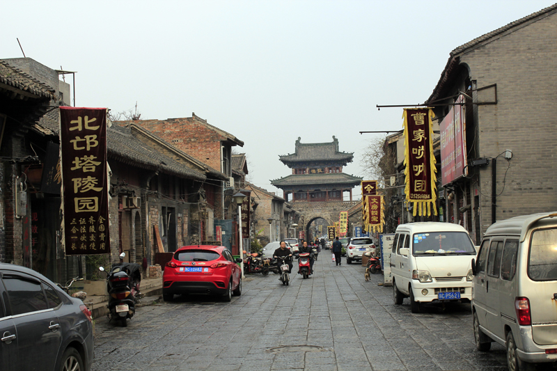 2017-03-30_155512 china-2017.jpg - Luoyang - Altstadt